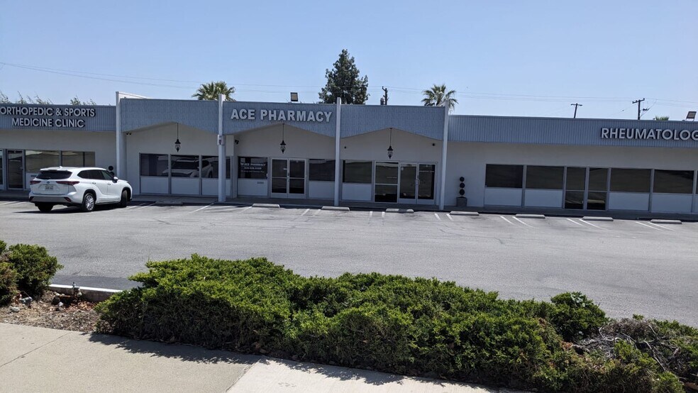 More Photos Of 886 W Foothill Blvd, Upland Medical For Lease