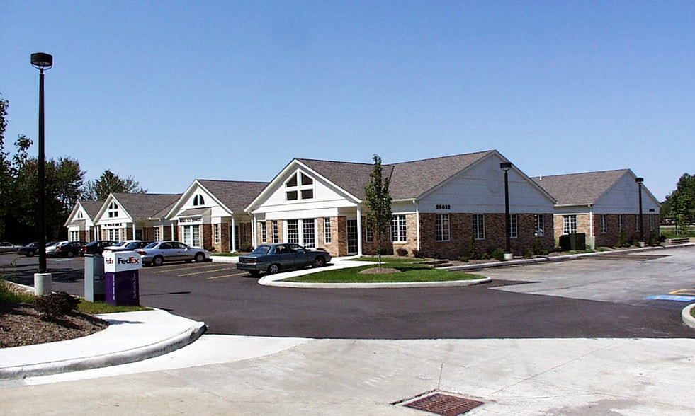 More Photos Of 26016 Detroit Rd, Westlake Office For Lease