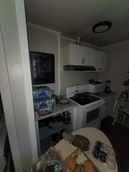 More Photos Of 1458 W 32nd St, Indianapolis Apartments For Sale