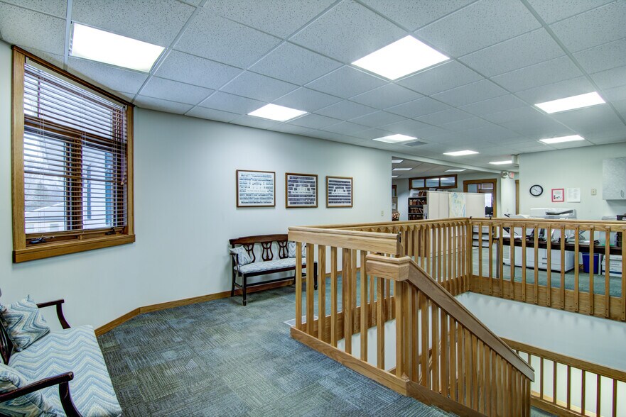 More Photos Of 3624 Oakwood Hills Pky, Eau Claire Office For Sale