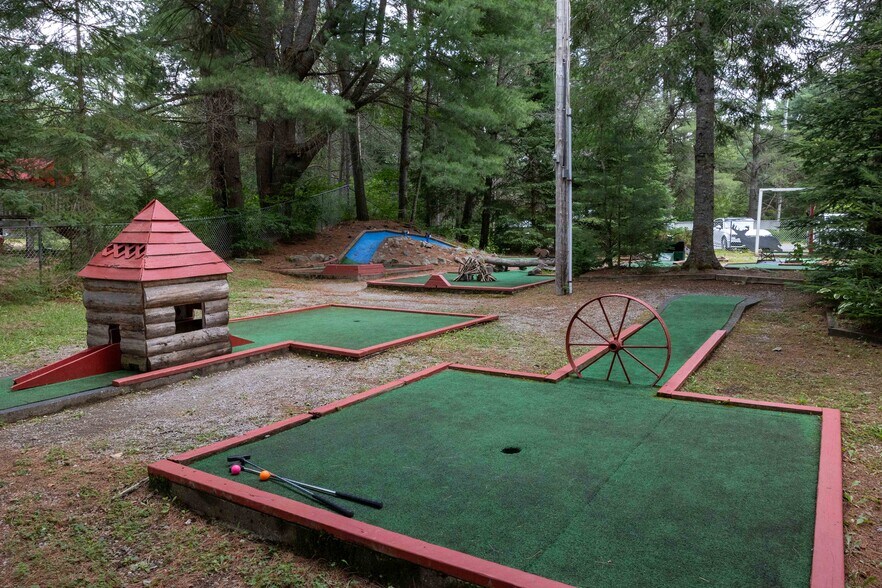 More Photos Of 2883 HWY-60, Dwight Trailer Camper Park For Sale
