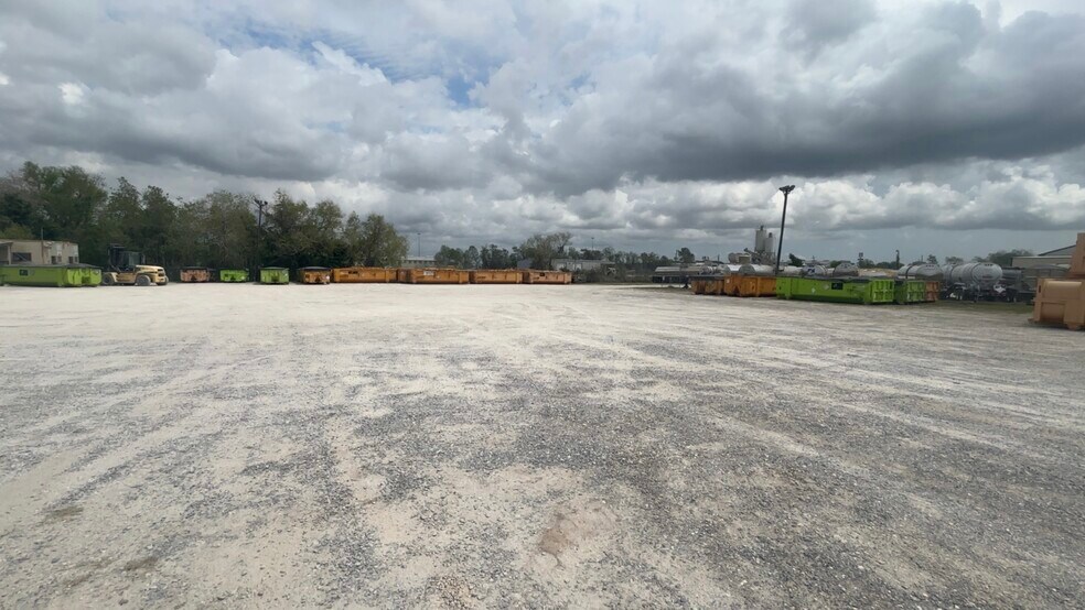 Primary Photo Of 4634 Hodgson rd, Nederland Land For Lease