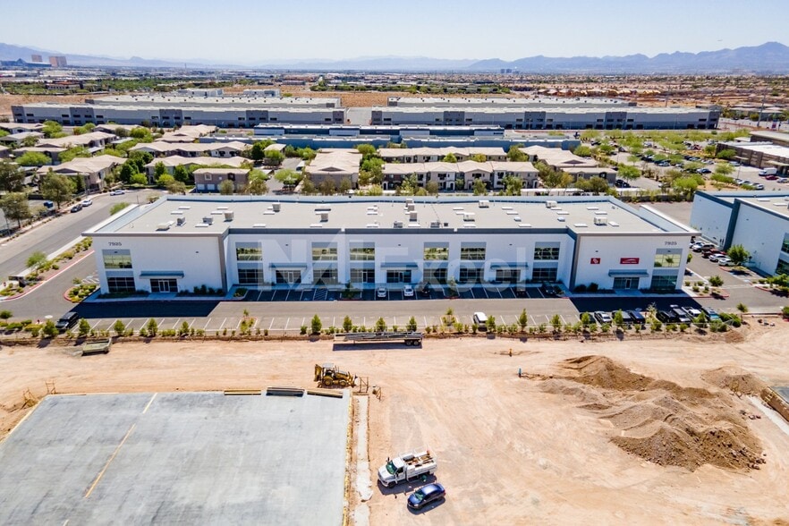 More Photos Of 7925 W Arby Ave, Las Vegas Distribution For Sale