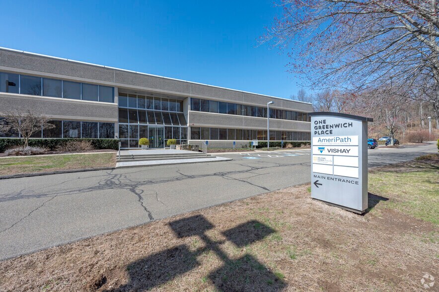 More Photos Of 1 Greenwich Pl, Shelton Medical For Lease