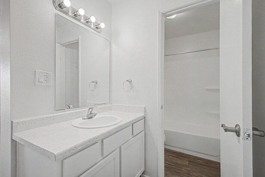 More Photos Of 1780 W Missouri Ave, Phoenix Apartments For Sale