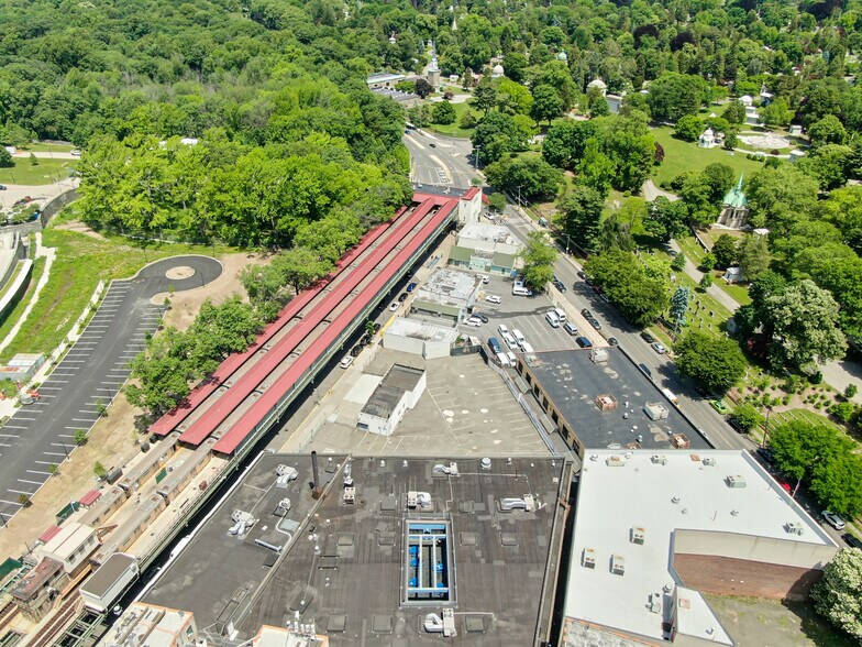 More Photos Of 3604 Jerome Ave, Bronx Manufacturing For Lease