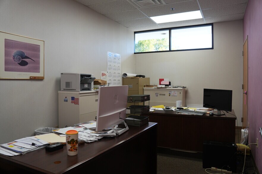 More Photos Of 4498 Vineland Rd, Orlando Flex For Lease