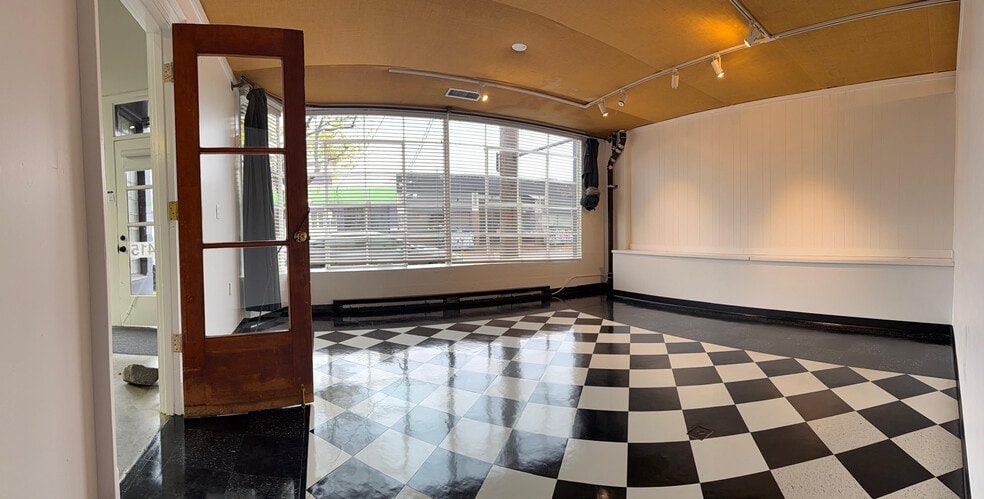 More Photos Of 1415 SE 8th Ave, Portland Warehouse For Lease