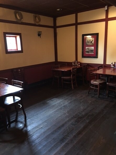 More Photos Of 283 Commonwealth Blvd W, Martinsville Restaurant For Lease