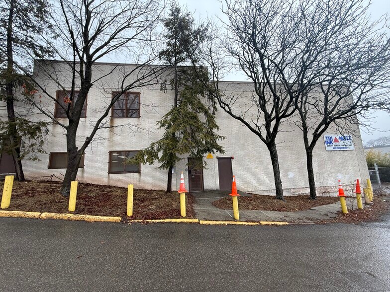 More Photos Of 53-57 Van Dyke St, Wallington Industrial For Lease