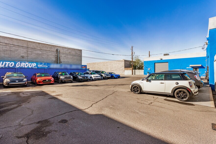 More Photos Of 4105 E University Dr, Phoenix Service For Lease