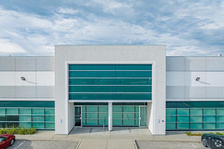 More Photos Of 935A Southgate Dr, Guelph Unknown For Lease