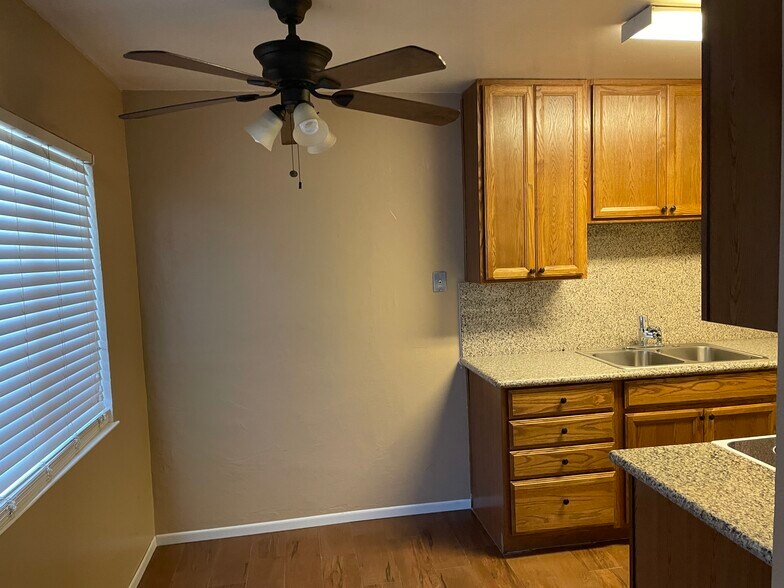 More Photos Of 218 W K St, Los Banos Apartments For Sale