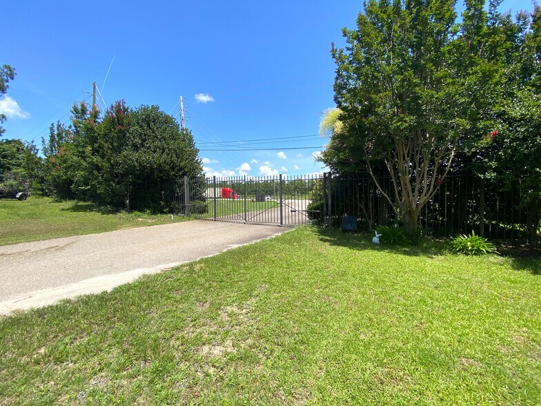 More Photos Of 100 Access Rd, Gaston Warehouse For Sale