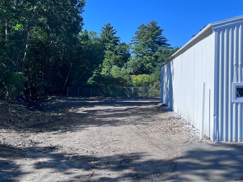 More Photos Of 2 Danville Rd, Plaistow Industrial For Lease