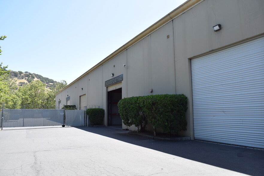 More Photos Of 750 Link Rd, Fairfield Warehouse For Lease