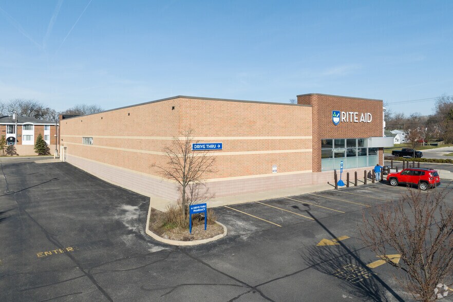More Photos Of 5765 Secor Rd, Toledo Drugstore For Sale
