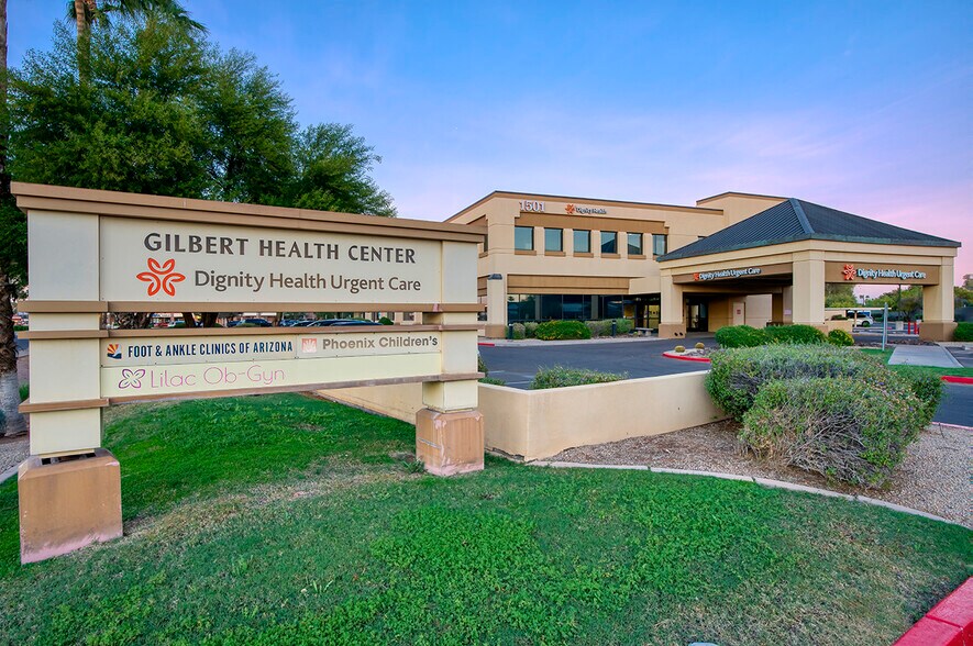 More Photos Of 1501 N Gilbert Rd, Gilbert Medical For Lease
