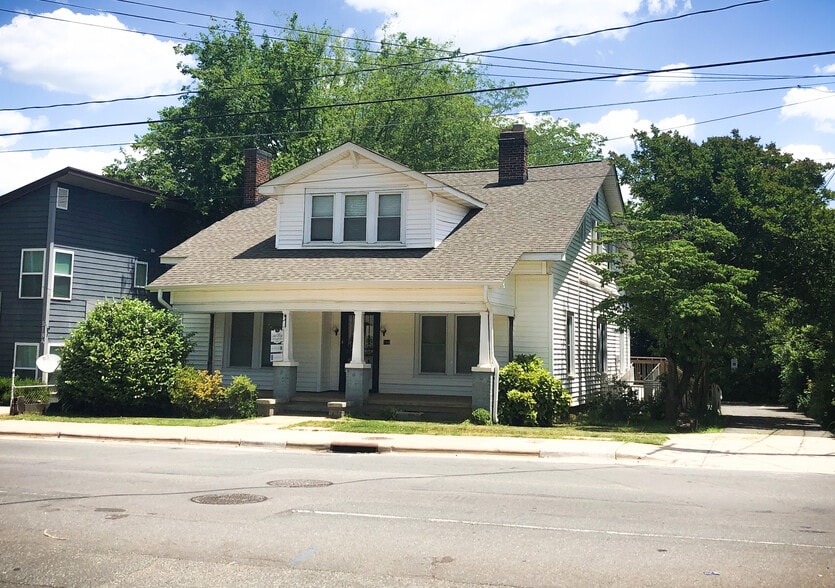 Primary Photo Of 514 Beatties Ford Rd, Charlotte Office For Sale