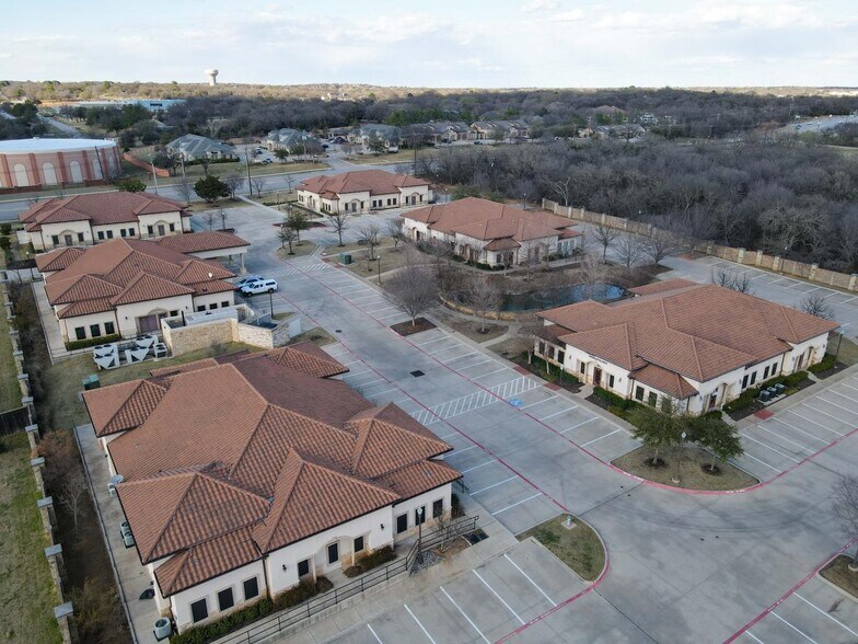 More Photos Of 3065 W Southlake Blvd, Southlake Unknown For Lease