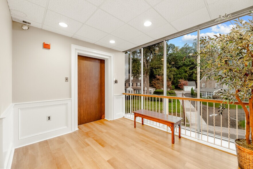 More Photos Of 1494 Old York Rd, Abington Township Medical For Sale