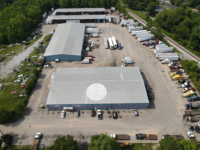 More Photos Of 720 W South Blvd, Montgomery Warehouse For Lease