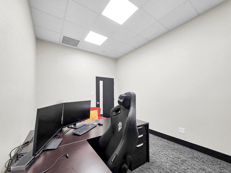 More Photos Of 3410 I-10 W, Orange Office For Sale