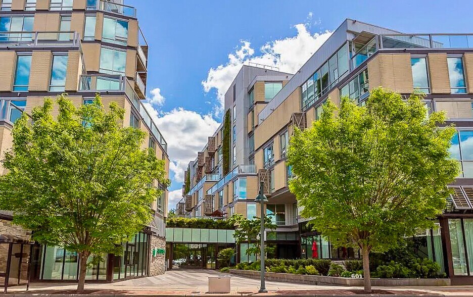 More Photos Of 601 W Rosemary St, Chapel Hill Apartments For Sale