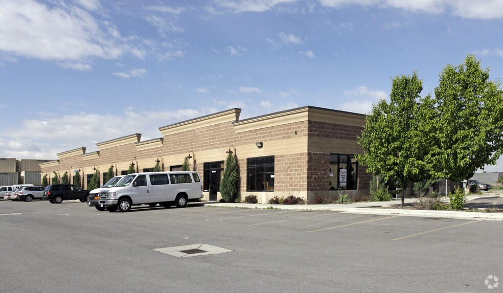 Primary Photo Of 200 N Redwood Rd, North Salt Lake Office For Lease