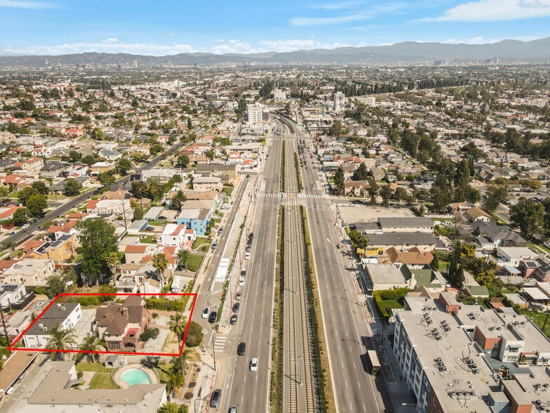 More Photos Of 5107 Crenshaw Blvd, Los Angeles Apartments For Sale