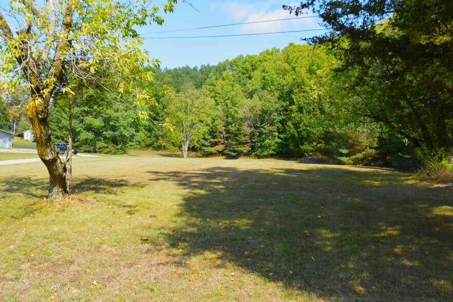 More Photos Of 8568 Ludington Dr, Lake Land For Sale