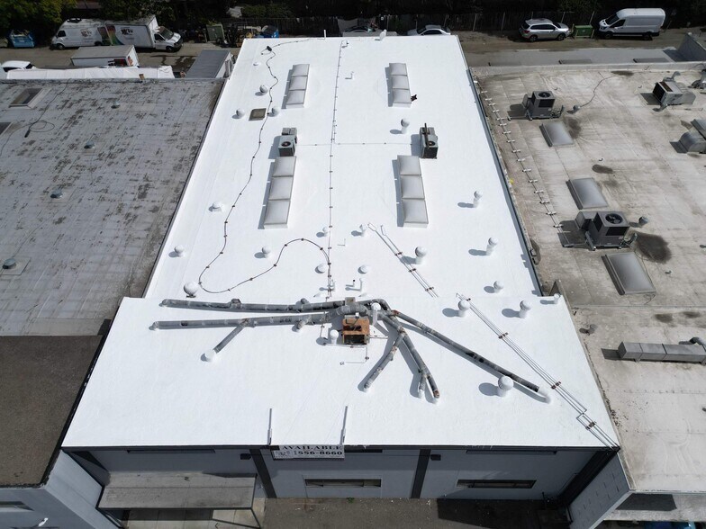 More Photos Of 930 Industrial Ave, Palo Alto Warehouse For Sale