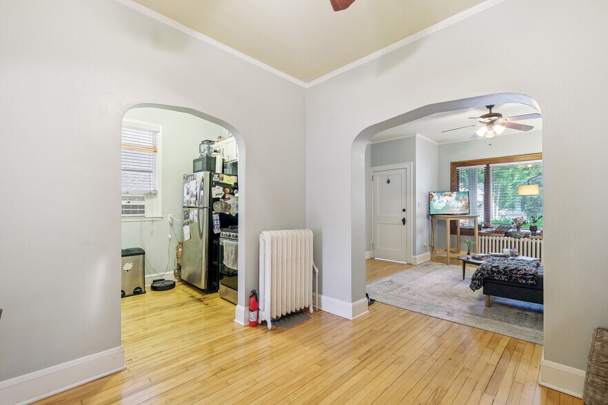 More Photos Of 1271 7th St W, Saint Paul Apartments For Sale