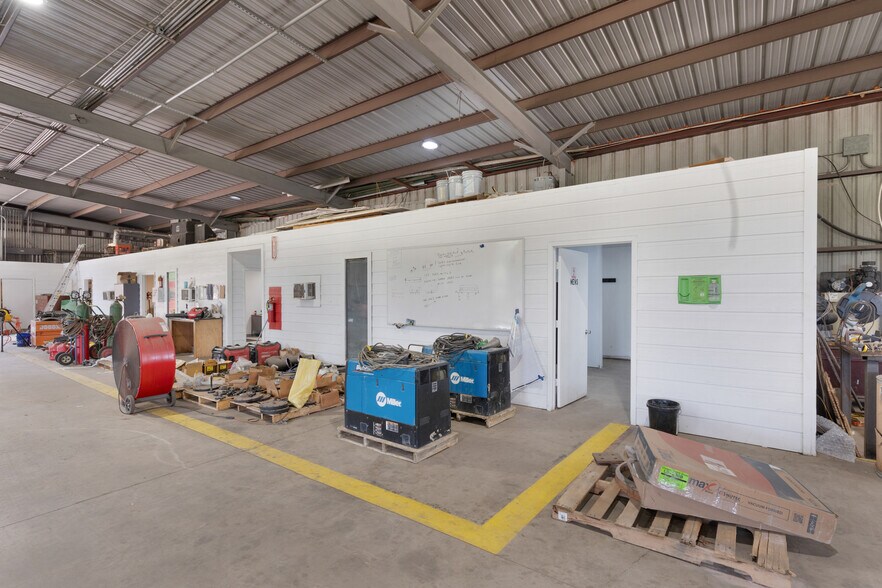 More Photos Of 14733 E State Hwy 11, Como Warehouse For Sale