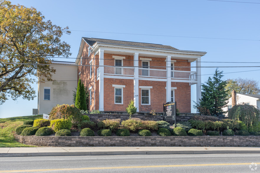 Primary Photo Of 518 E Baltimore St, Taneytown Medical For Sale