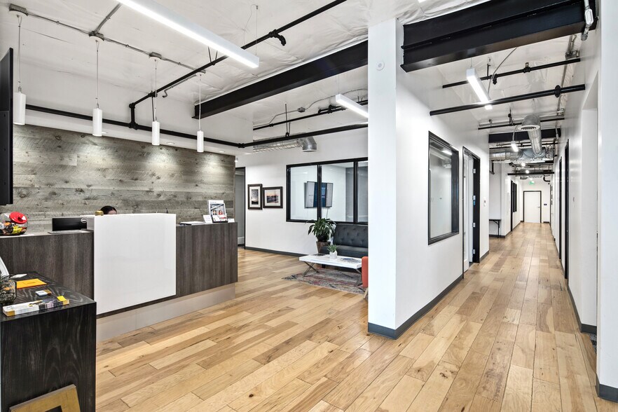 More Photos Of 635 Camino de los Mares, San Clemente Medical For Lease