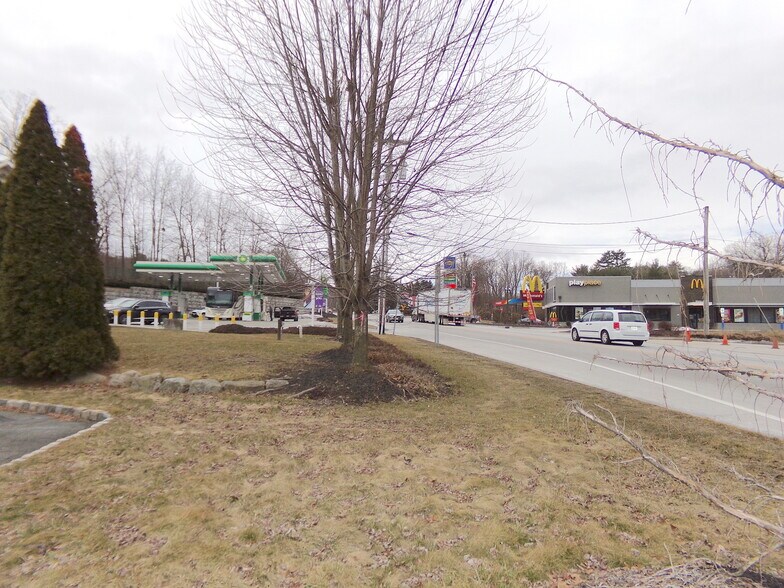 More Photos Of 14 Route 23, Montague Freestanding For Sale