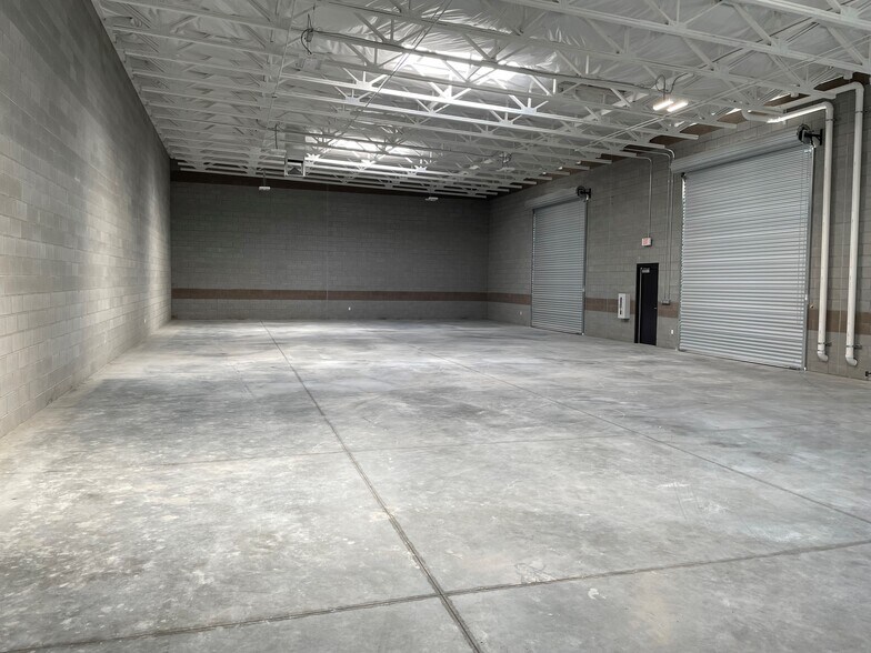 More Photos Of 3408 Neeham Rd, North Las Vegas Manufacturing For Lease