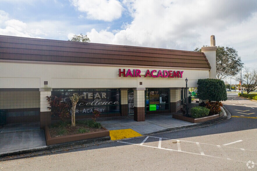 More Photos Of 8411-8419 N Dale Mabry Hwy, Tampa Unknown For Lease