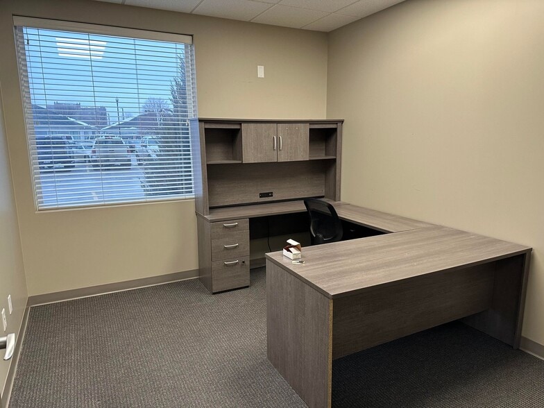 More Photos Of 4725 Amber Valley Pky, Fargo Office For Lease