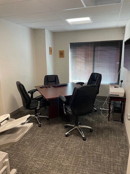 More Photos Of 11201-11259 Lockwood Dr, Silver Spring Office For Sale