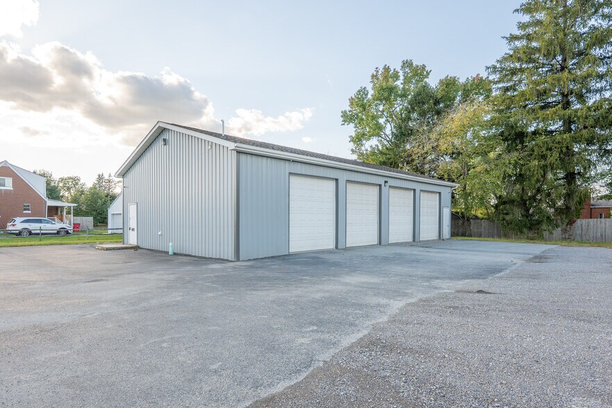 More Photos Of 4907 State Route 982, Latrobe Auto Repair For Sale