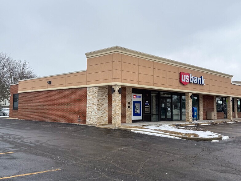 Primary Photo Of 30-60 S Meacham Rd, Schaumburg General Retail For Lease