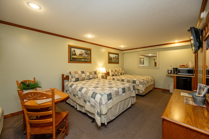 More Photos Of 17848 Garrett Hwy, Oakland Apartments For Sale