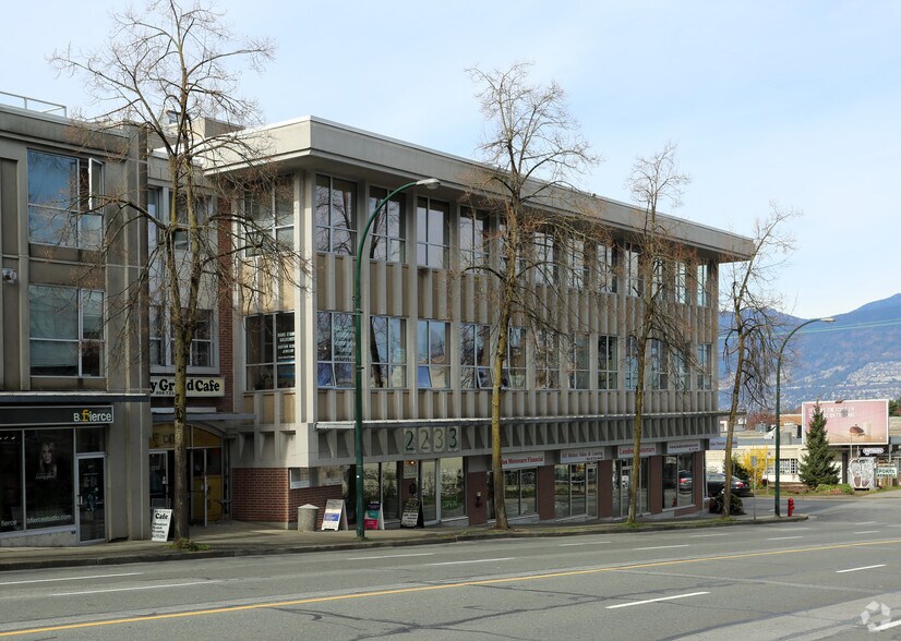 More Photos Of 2233 Burrard St, Vancouver Office For Sale