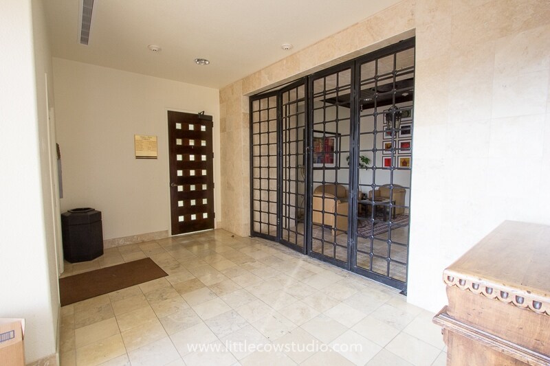 More Photos Of 4849 N Mesa St, El Paso Office For Lease