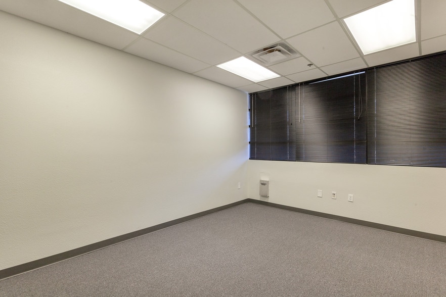 More Photos Of 2400 N Tenaya Way, Las Vegas Office For Sale