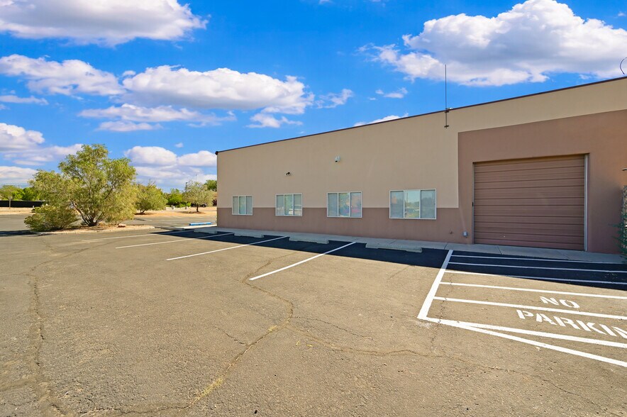 More Photos Of 2500 Camino Entrada, Santa Fe Office For Lease