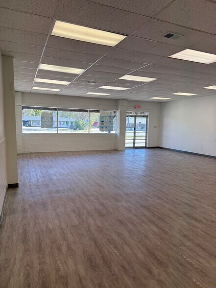 More Photos Of 4409 Saint Stephens Rd, Eight Mile Storefront Retail Residential For Lease