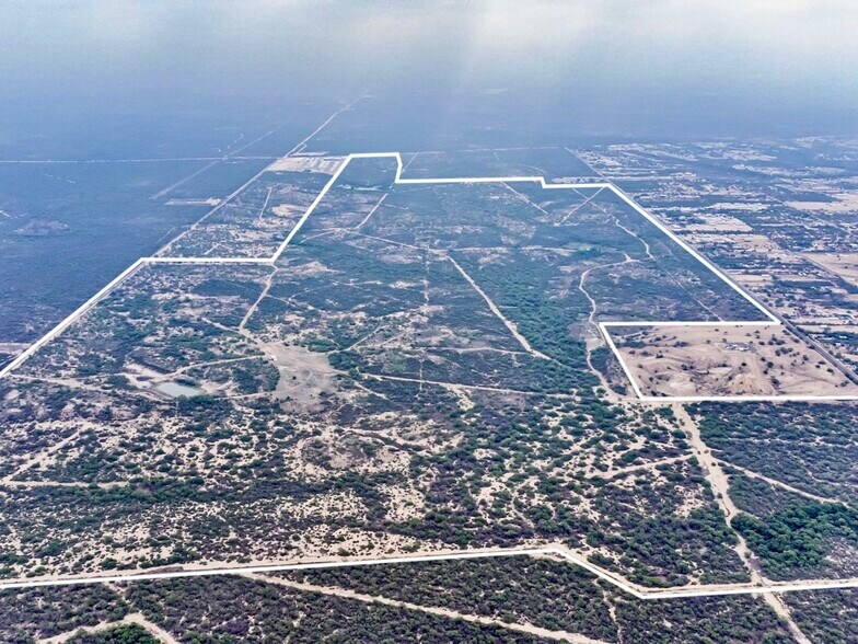 More Photos Of 0 Rancho Penitas rd, Laredo Land For Sale